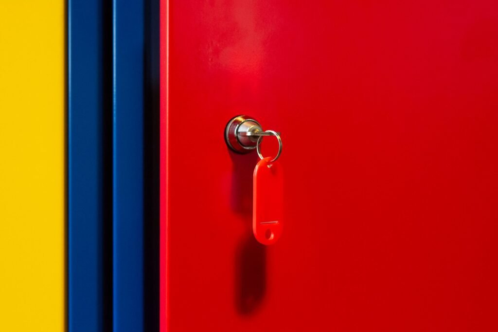 Cómo Afrontar el Impago de Cuotas y Derramas Comunitarias: Guía para Reclamar a Vecinos Morosos