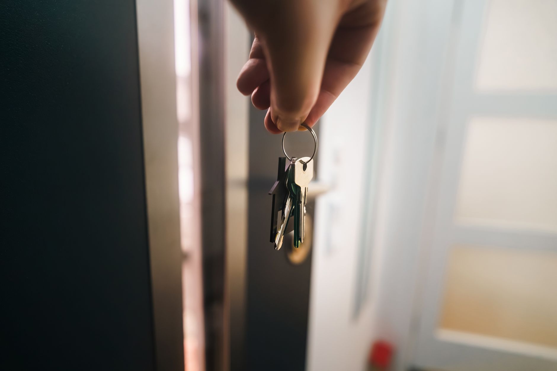 Licencia de vivienda de uso turístico en Cataluña 2026: HUT, licencia urbanística y el caso de Barcelona