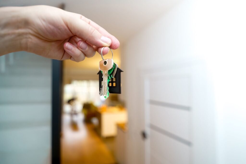 Atribución del uso de la vivienda familiar en separación o divorcio: qué dice la ley en 2026